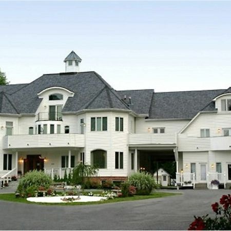 The Columbia Inn At Peralynna Eksteriør billede
